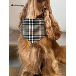 Bandana - Foulard -Fait main -Enfilable sur collier - Motif "Green Burberry" - Taille "Cocker"