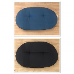 Coussin ovale bicolore ouatiné Bleu foncé/Noir